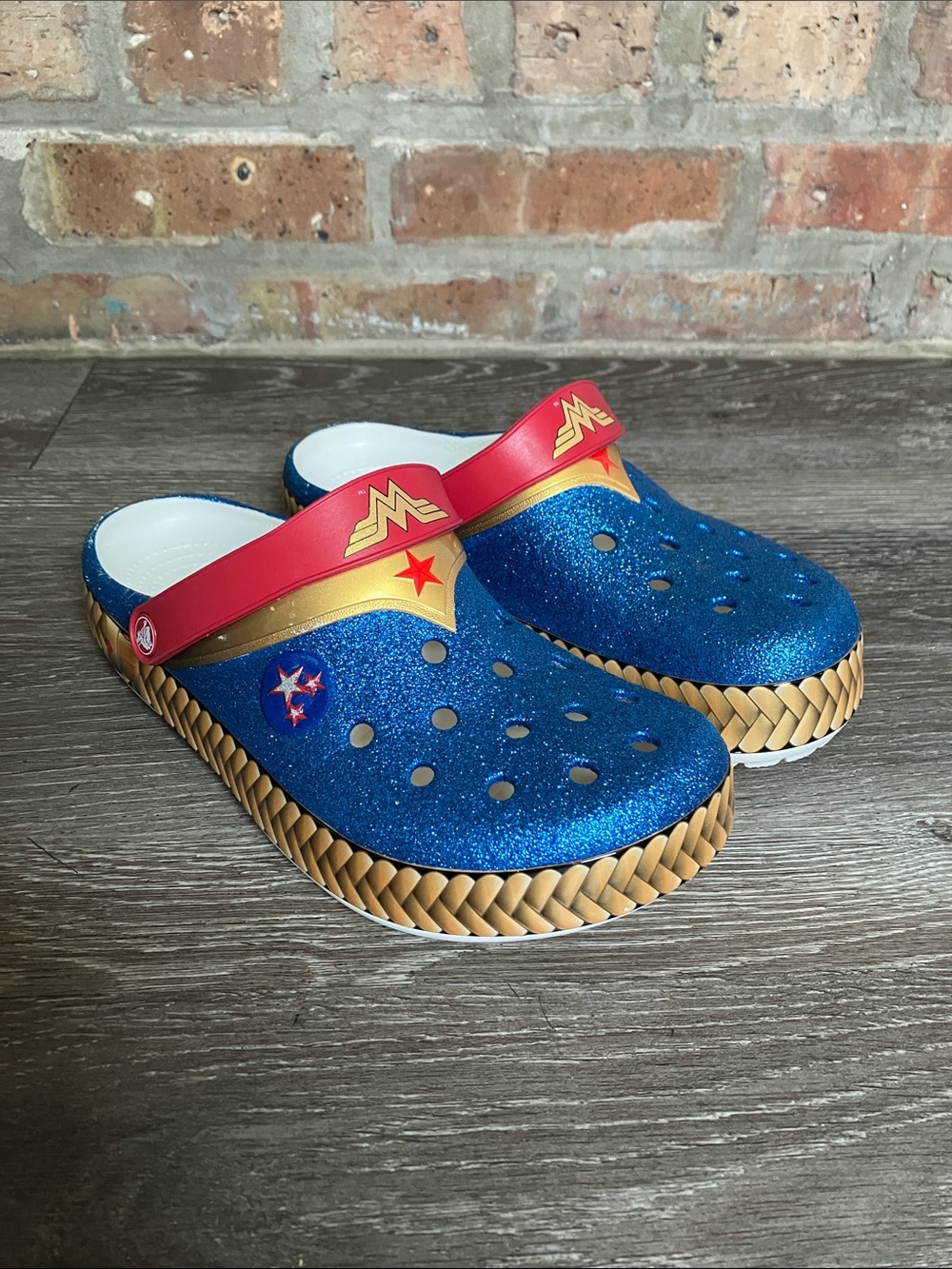 Crocs Crocband Wonder Woman Clogs - Picture 3 of 17